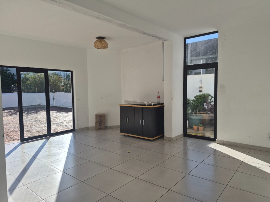 To Let Commercial Property for Rent in Edenburg Gauteng