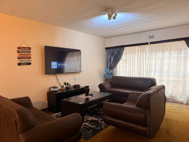2 Bedroom Property for Sale in Princess A H Gauteng