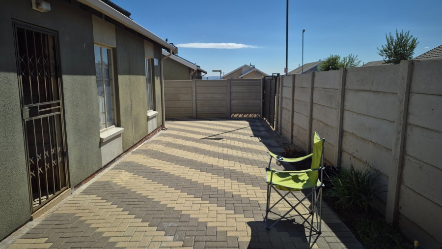 3 Bedroom Property for Sale in Sky City Gauteng