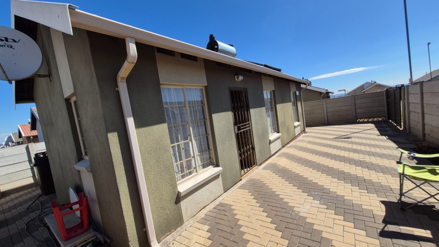 3 Bedroom Property for Sale in Sky City Gauteng