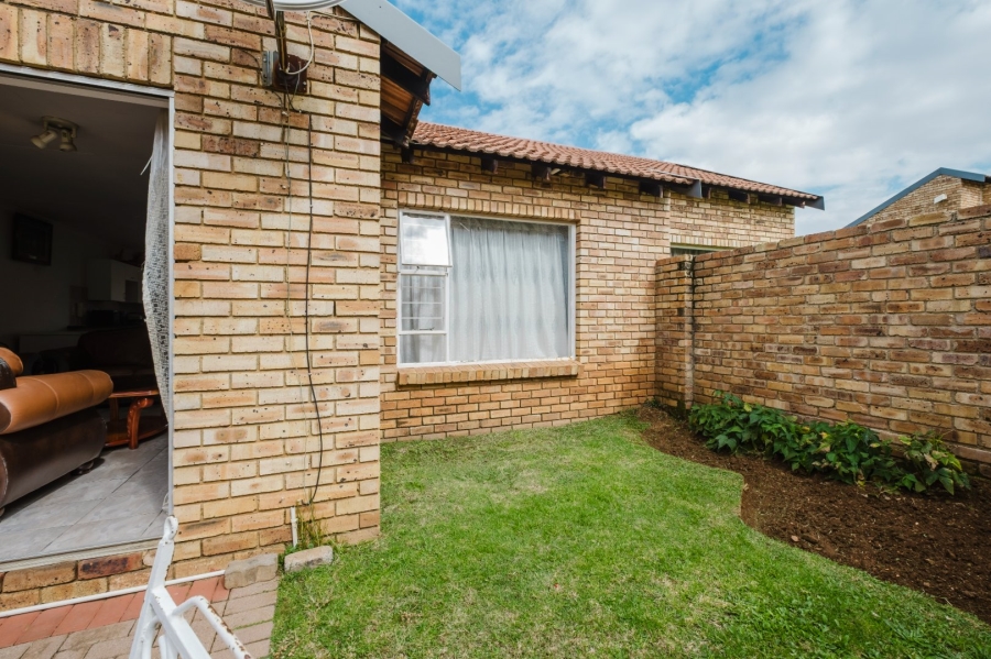 3 Bedroom Property for Sale in Liefde en Vrede Gauteng