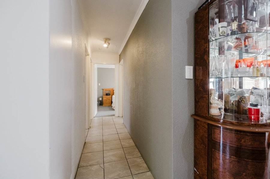 3 Bedroom Property for Sale in Liefde en Vrede Gauteng