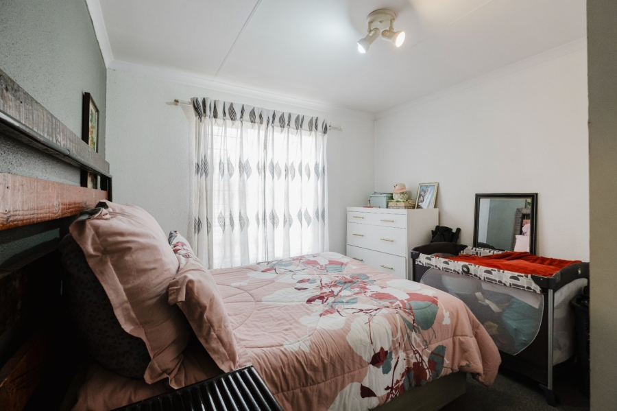 3 Bedroom Property for Sale in Liefde en Vrede Gauteng