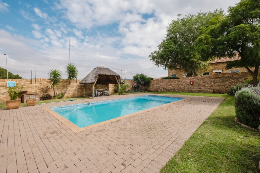 3 Bedroom Property for Sale in Liefde en Vrede Gauteng
