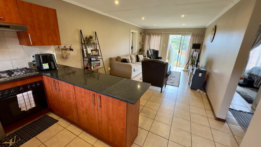 2 Bedroom Property for Sale in The Reeds Gauteng