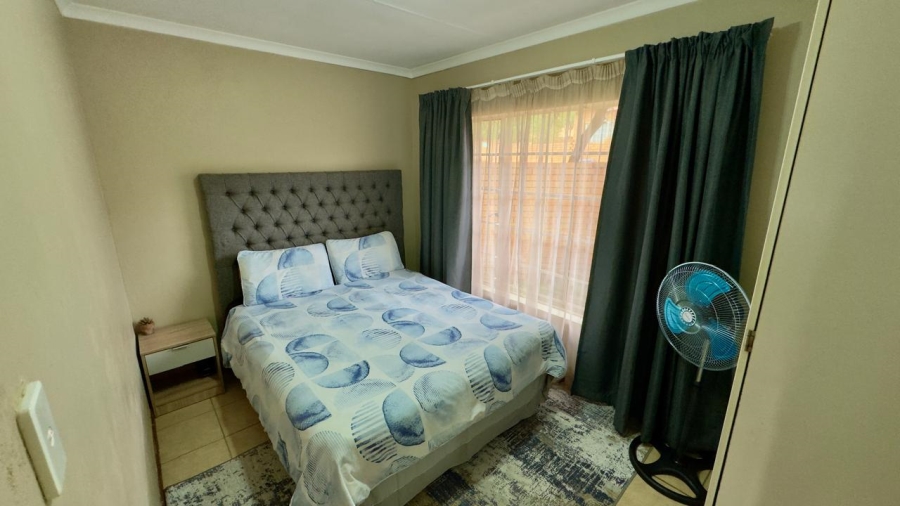 2 Bedroom Property for Sale in The Reeds Gauteng