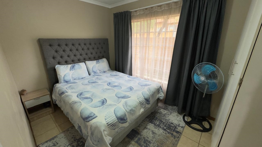 2 Bedroom Property for Sale in The Reeds Gauteng