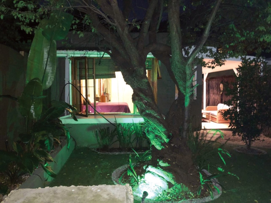 1 Bedroom Property for Sale in Highlands North Gauteng