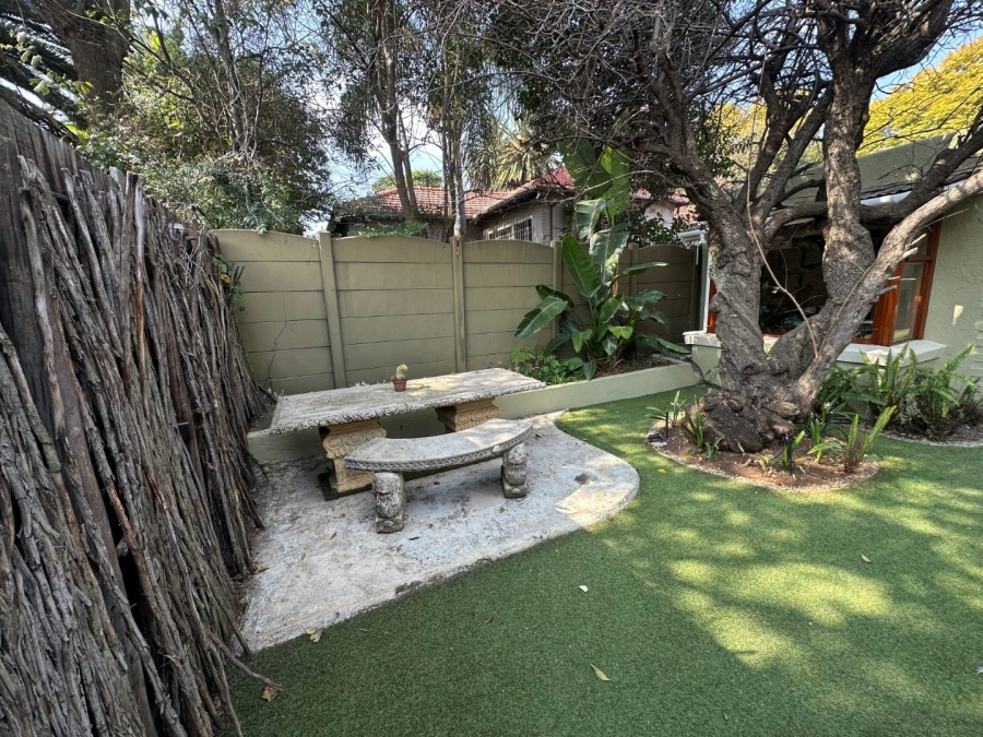 1 Bedroom Property for Sale in Highlands North Gauteng