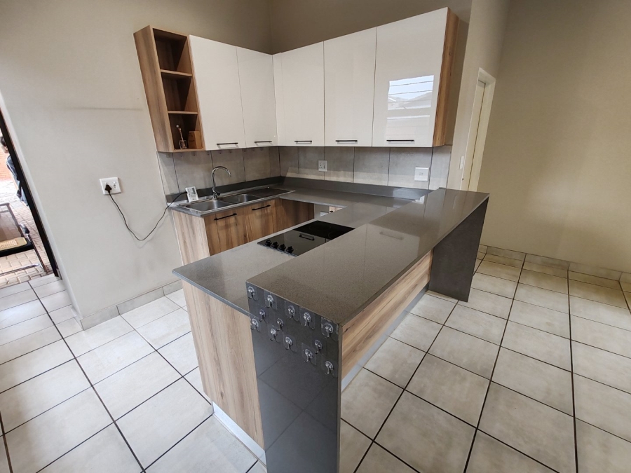 2 Bedroom Property for Sale in Montana Gauteng