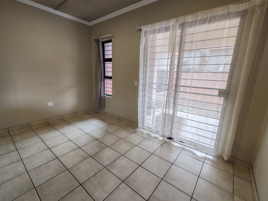 2 Bedroom Property for Sale in Montana Gauteng