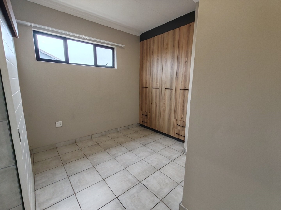 2 Bedroom Property for Sale in Montana Gauteng