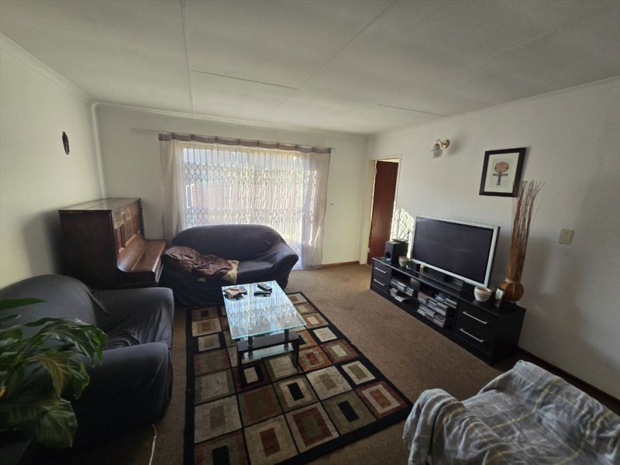 2 Bedroom Property for Sale in Pomona Gauteng