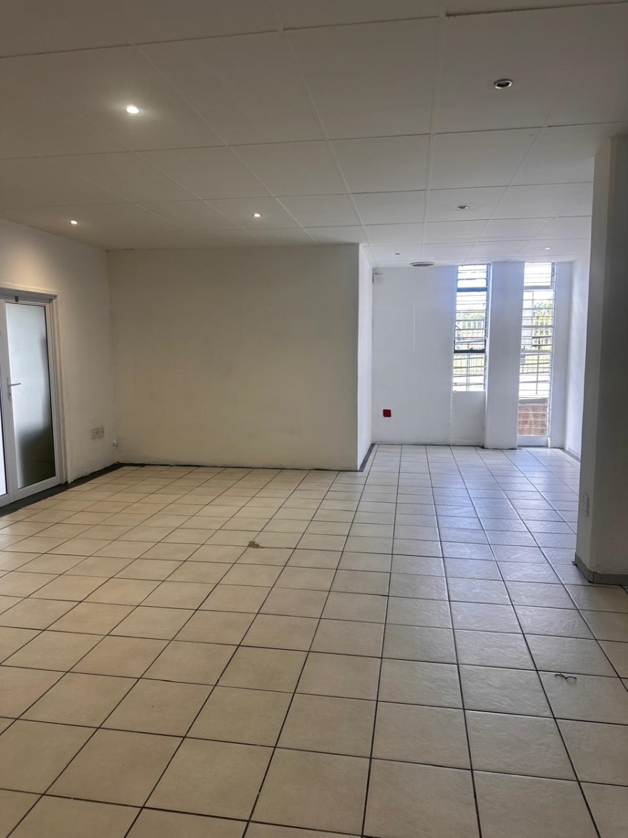 To Let Commercial Property for Rent in St Andrews Gauteng