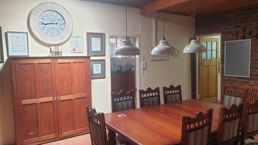 5 Bedroom Property for Sale in Eldoraigne Gauteng