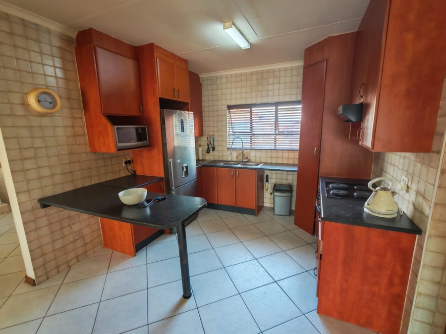 2 Bedroom Property for Sale in Liefde en Vrede Gauteng
