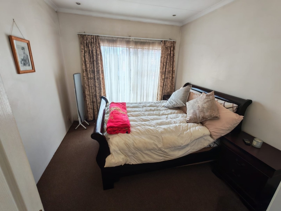2 Bedroom Property for Sale in Liefde en Vrede Gauteng