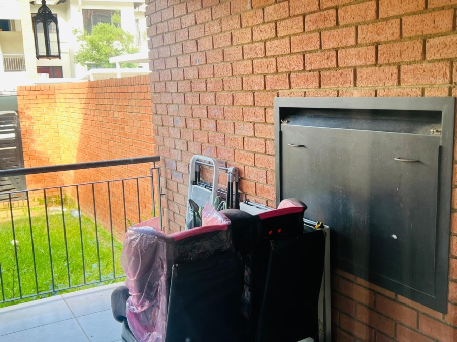 2 Bedroom Property for Sale in Greenstone Hill Gauteng
