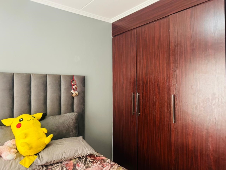 2 Bedroom Property for Sale in Greenstone Hill Gauteng