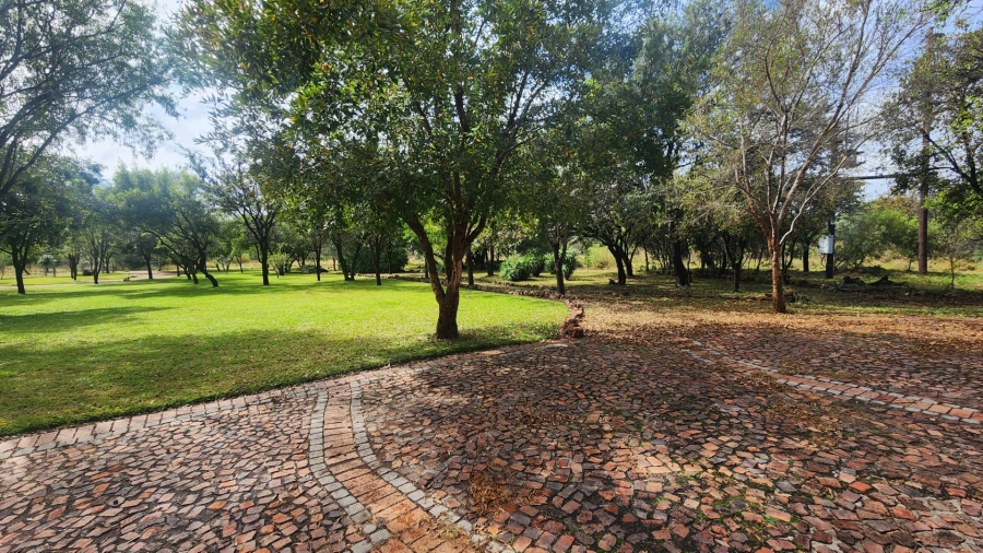 Commercial Property for Sale in Roodeplaat Gauteng