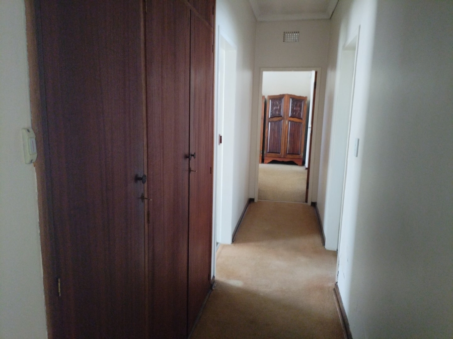 4 Bedroom Property for Sale in Petersfield Gauteng