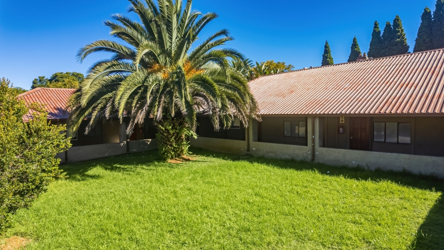 Commercial Property for Sale in Saxonwold Gauteng