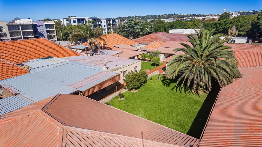 Commercial Property for Sale in Saxonwold Gauteng