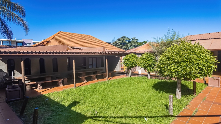 Commercial Property for Sale in Saxonwold Gauteng