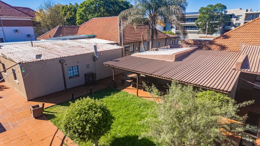 Commercial Property for Sale in Saxonwold Gauteng