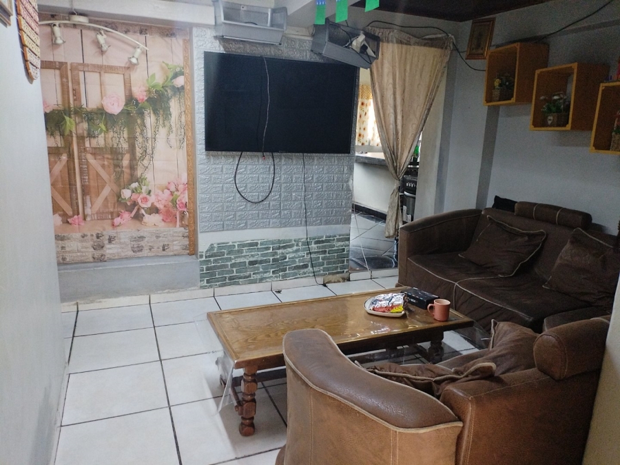 4 Bedroom Property for Sale in Petersfield Gauteng