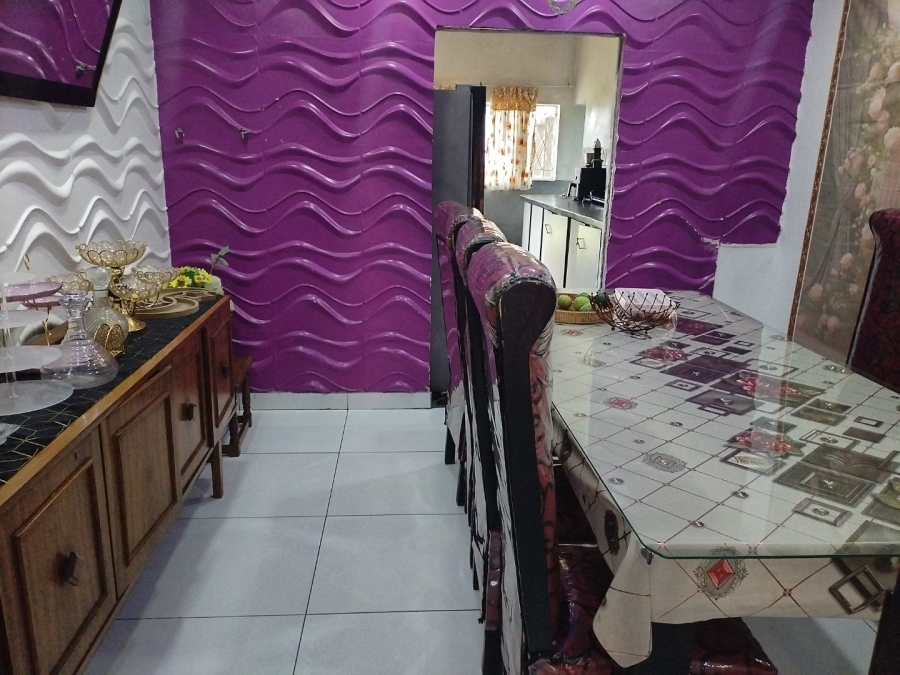 4 Bedroom Property for Sale in Petersfield Gauteng