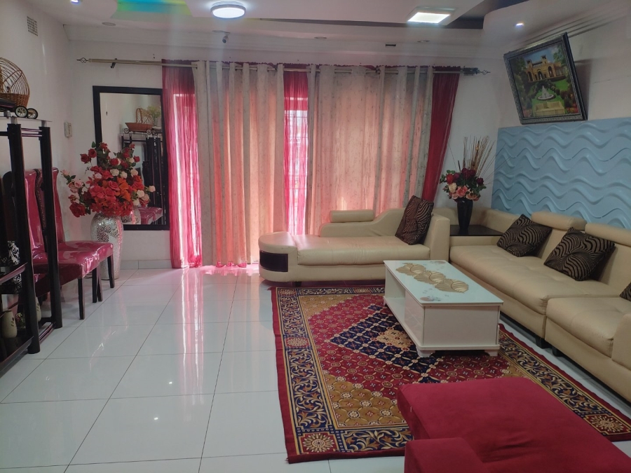 4 Bedroom Property for Sale in Petersfield Gauteng