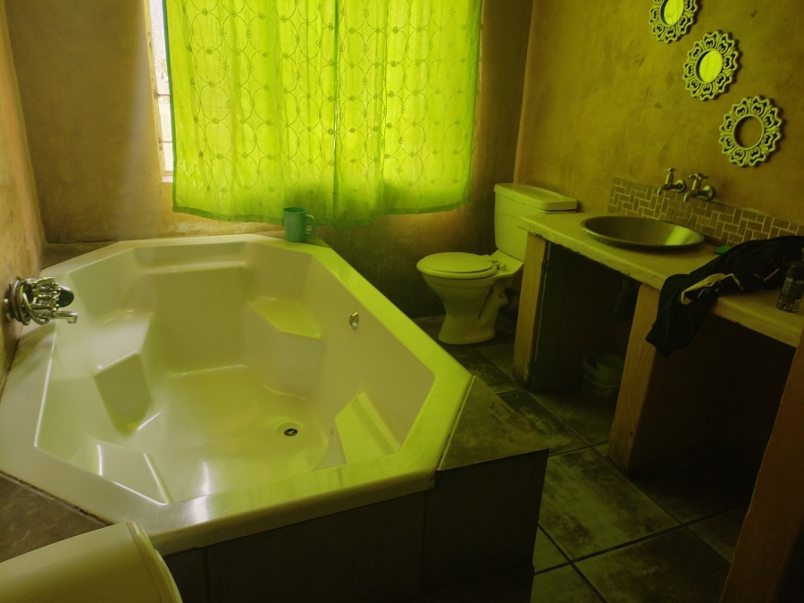 4 Bedroom Property for Sale in Petersfield Gauteng