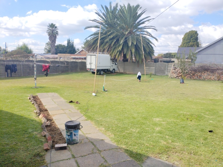 4 Bedroom Property for Sale in Petersfield Gauteng