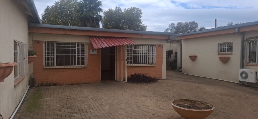 To Let Commercial Property for Rent in Benoni Central Gauteng