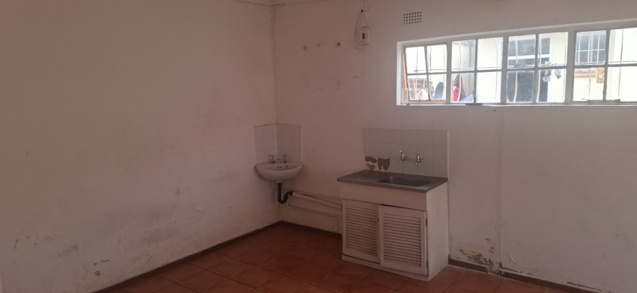 To Let Commercial Property for Rent in Benoni Central Gauteng