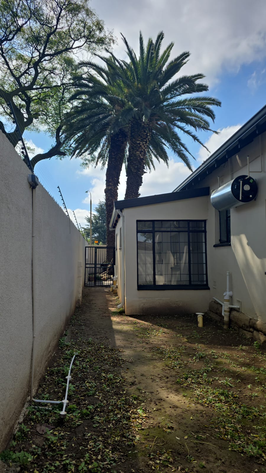 To Let 1 Bedroom Property for Rent in Plantation Gauteng