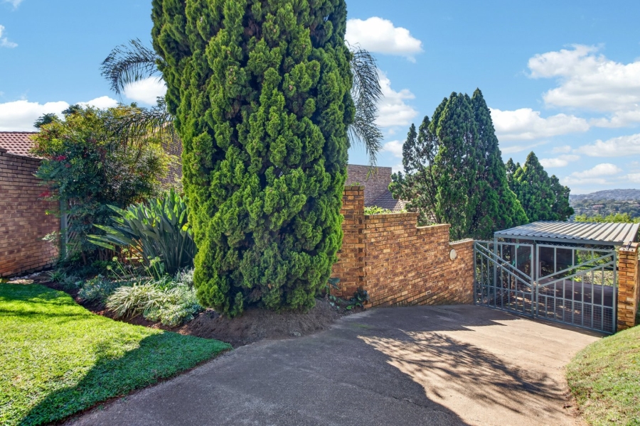 5 Bedroom Property for Sale in Roodekrans Gauteng