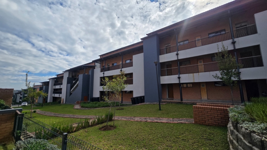To Let 2 Bedroom Property for Rent in Vorna Valley Gauteng