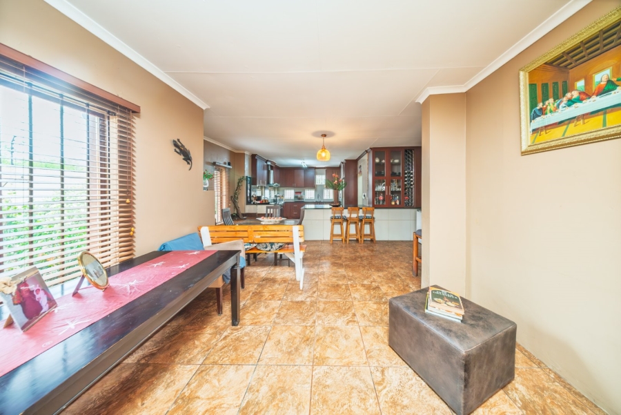 3 Bedroom Property for Sale in Edenvale Central Gauteng