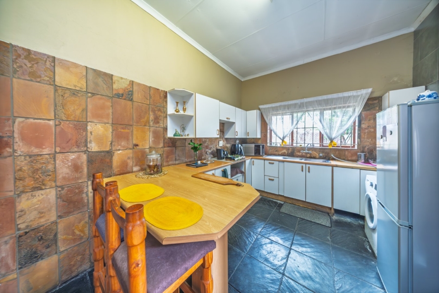 3 Bedroom Property for Sale in Edenvale Central Gauteng