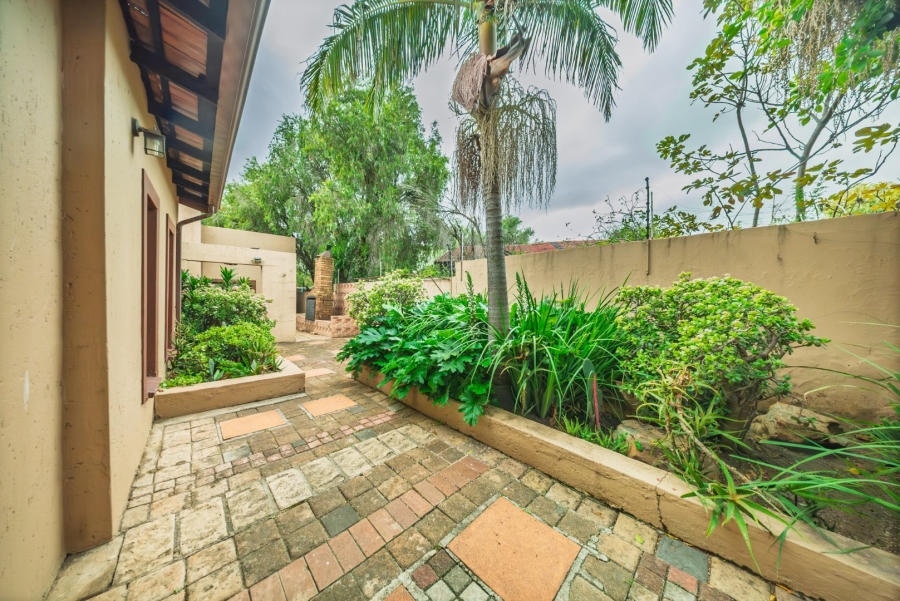 3 Bedroom Property for Sale in Edenvale Central Gauteng