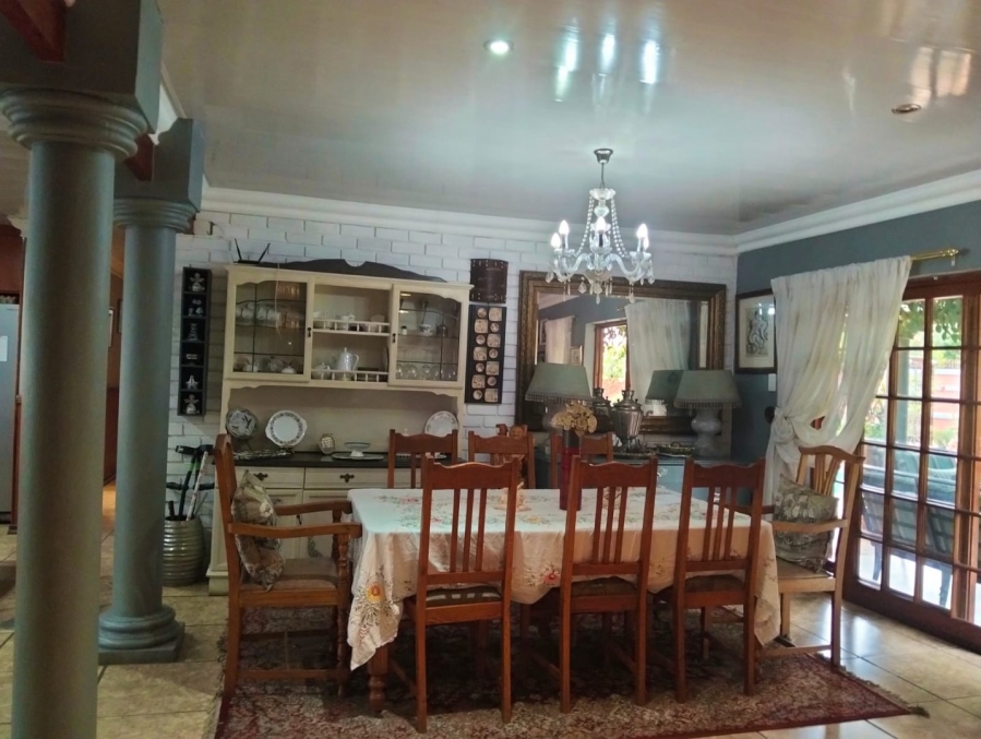 5 Bedroom Property for Sale in Selcourt Gauteng