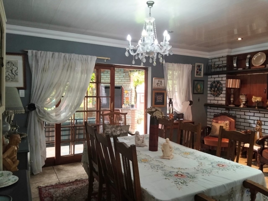 5 Bedroom Property for Sale in Selcourt Gauteng
