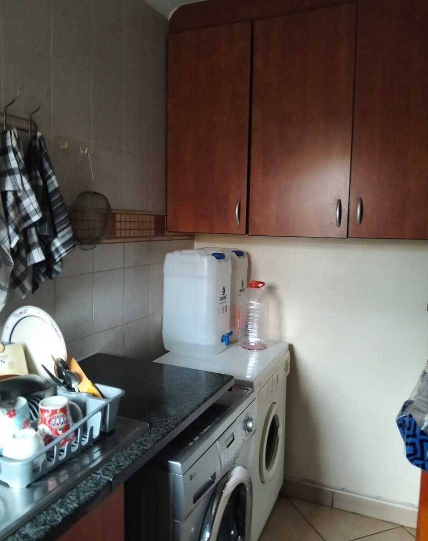 5 Bedroom Property for Sale in Selcourt Gauteng