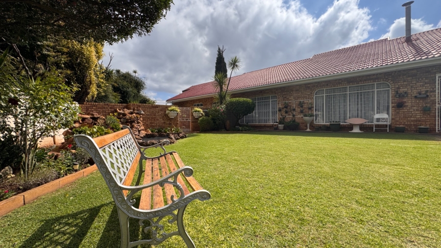 4 Bedroom Property for Sale in Risiville Gauteng
