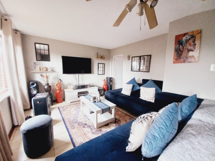 2 Bedroom Property for Sale in Klopperpark Gauteng