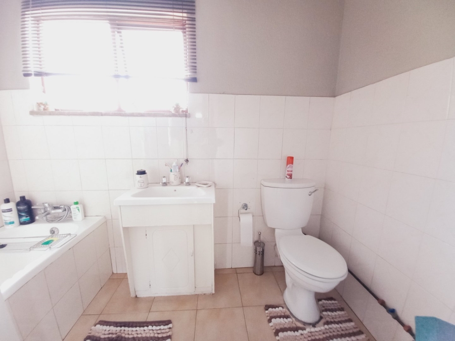 2 Bedroom Property for Sale in Klopperpark Gauteng