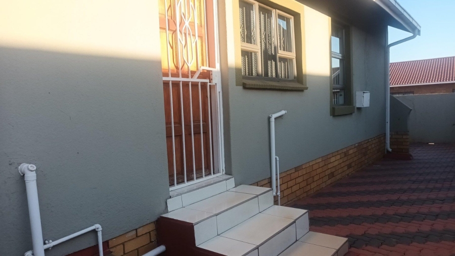 3 Bedroom Property for Sale in Spruit View Gauteng