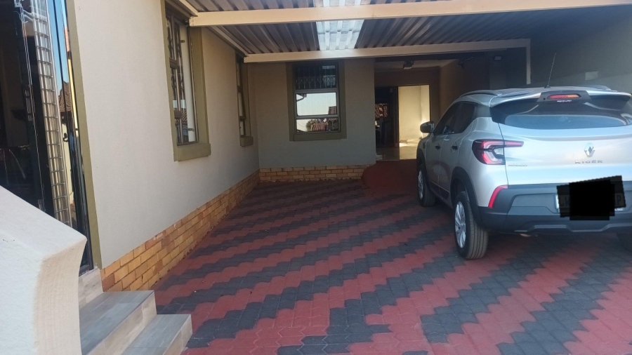 3 Bedroom Property for Sale in Spruit View Gauteng